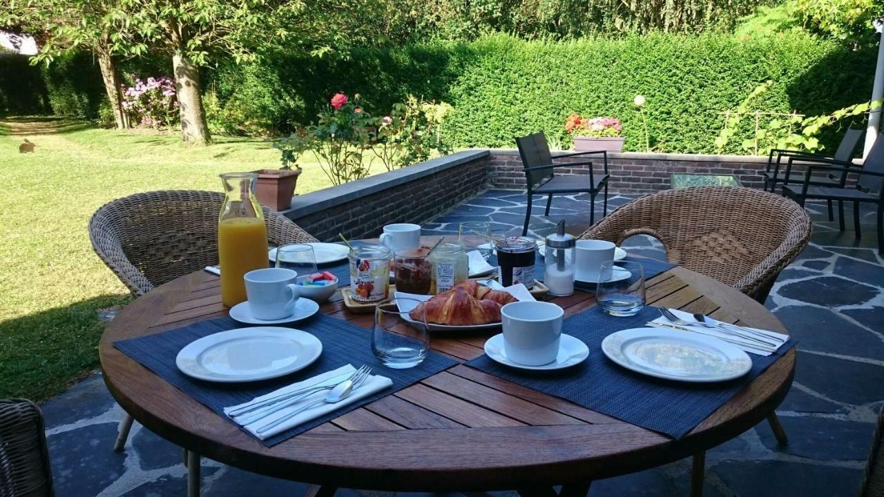 Bed and Breakfast La Belle Monsoise Экстерьер фото